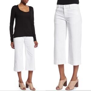 OLD NAVY • White Wide Leg Cropped Chico Pants